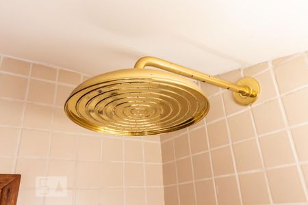 Casa de condomínio à venda com 410m², 4 quartos e 4 vagas Casa de condomínio à venda com 410m², 4 quartos e 4 vagasDucha da Sauna