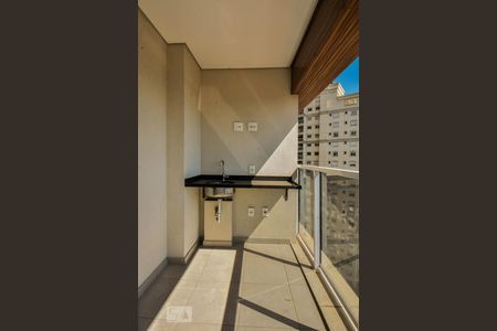 Apartamento à venda com 74m², 2 quartos e 1 vagaVaranda