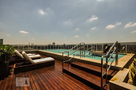 Apartamento à venda com 74m², 2 quartos e 1 vagaPiscina