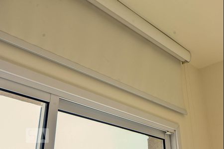 Apartamento à venda com 74m², 2 quartos e 1 vagaPersiana