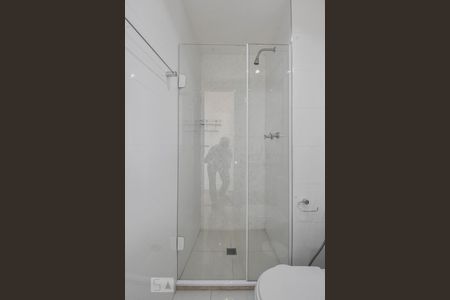 Apartamento à venda com 74m², 2 quartos e 1 vagaBanheiro Suíte 01