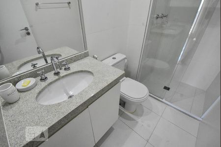 Apartamento à venda com 74m², 2 quartos e 1 vagaBanheiro 02