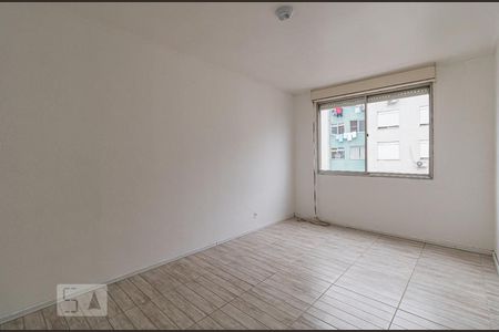 Quarto 1 de apartamento para alugar com 2 quartos, 68m² em Humaitá, Porto Alegre
