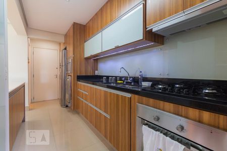 Apartamento para alugar com 98m², 2 quartos e 2 vagas Apartamento para alugar com 98m², 2 quartos e 2 vagasCozinha