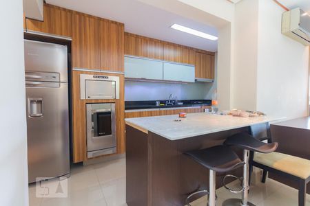 Apartamento para alugar com 98m², 2 quartos e 2 vagas Apartamento para alugar com 98m², 2 quartos e 2 vagasCozinha