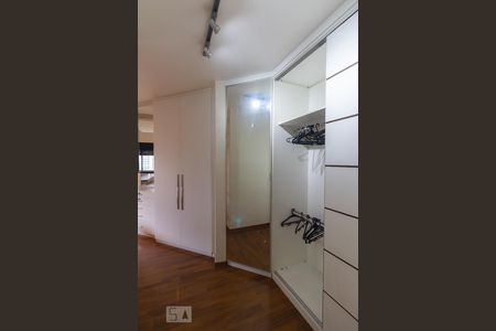 Apartamento para alugar com 98m², 2 quartos e 2 vagas Apartamento para alugar com 98m², 2 quartos e 2 vagasSuíte