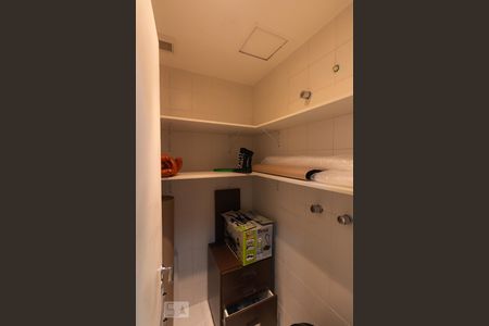 Apartamento para alugar com 98m², 2 quartos e 2 vagas Apartamento para alugar com 98m², 2 quartos e 2 vagasDispensa