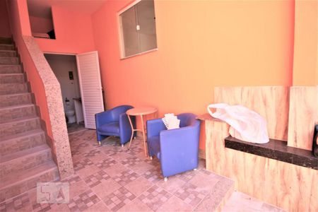 Casa de condomínio para alugar com 110m², 3 quartos e sem vagaÁrea comum