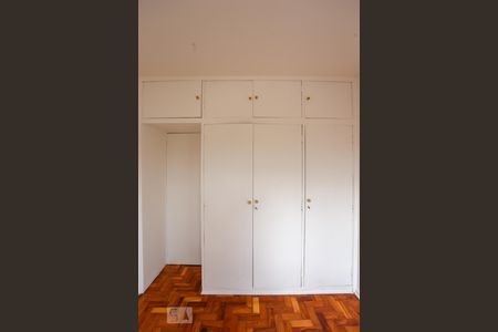 Studio à venda com 45m², 1 quarto e 1 vaga Studio à venda com 45m², 1 quarto e 1 vagaQuarto