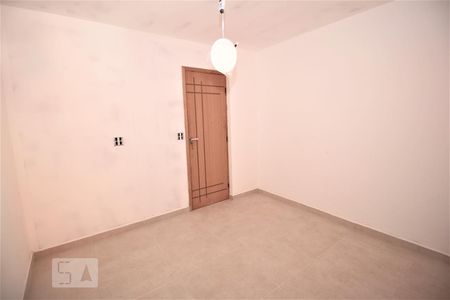 Casa de condomínio para alugar com 76m², 2 quartos e sem vagaQuarto