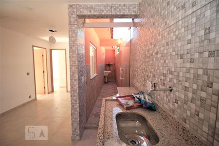 Casa de condomínio à venda com 80m², 3 quartos e sem vaga Casa de condomínio à venda com 80m², 3 quartos e sem vagaCozinha e Área de Serviço