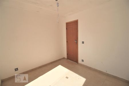 Quarto 1 de casa de condomínio para alugar com 3 quartos, 80m² em Pechincha, Rio de Janeiro