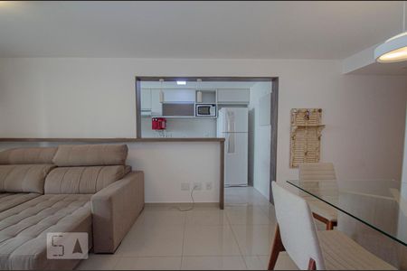 Sala de apartamento para alugar com 2 quartos, 64m² em Tijuca, Rio de Janeiro