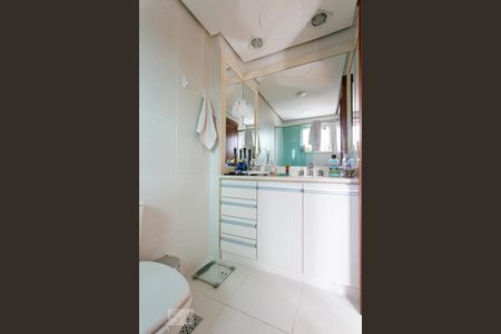 Apartamento para alugar com 336m², 3 quartos e 3 vagas Apartamento para alugar com 336m², 3 quartos e 3 vagasSuíte