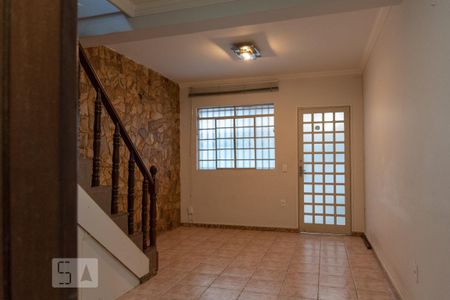 Sala de apartamento para alugar com 2 quartos, 65m² em Heliópolis, Belo Horizonte