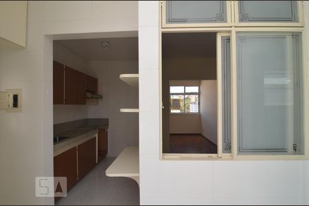 Apartamento para alugar com 100m², 3 quartos e 2 vagasÁrea serviço/cozinha/sala