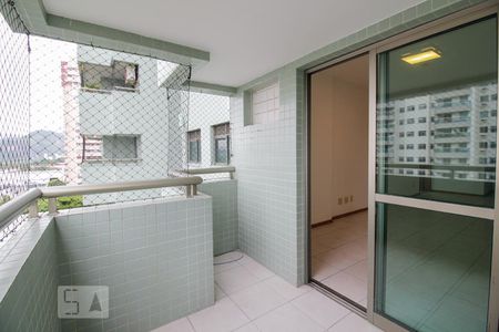 Varanda de apartamento para alugar com 2 quartos, 90m² em Barra da Tijuca, Rio de Janeiro