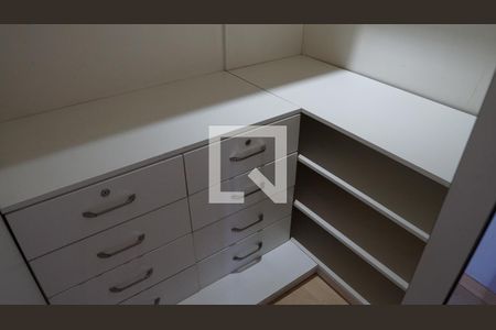 Closet de apartamento à venda com 1 quarto, 43m² em Vila Andrade, São Paulo