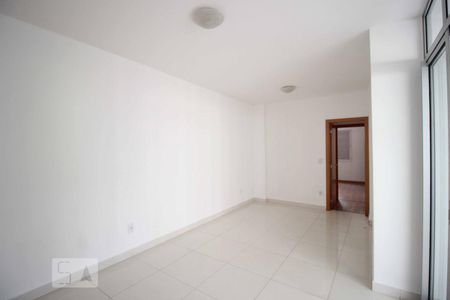 Sala de apartamento para alugar com 3 quartos, 95m² em Santo Antônio, Belo Horizonte