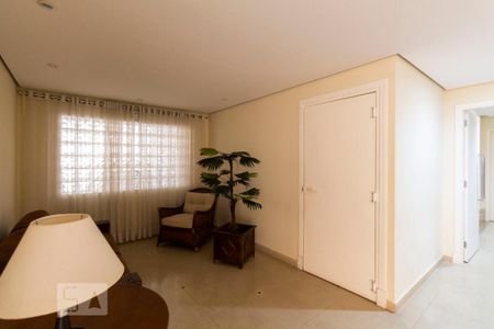 Apartamento para alugar com 70m², 3 quartos e 1 vagaHall social