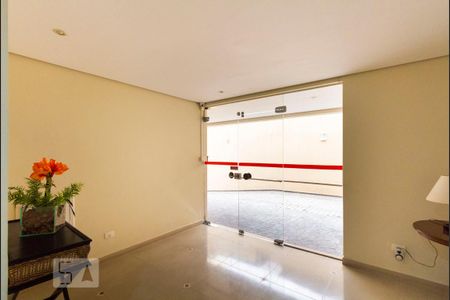 Apartamento para alugar com 70m², 3 quartos e 1 vagaHall social