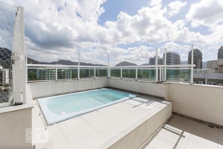 Varanda de apartamento à venda com 3 quartos, 55m² em Barra da Tijuca, Rio de Janeiro