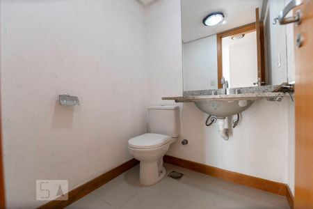 Lavabo de apartamento à venda com 3 quartos, 55m² em Barra da Tijuca, Rio de Janeiro