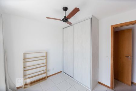 Quarto 1 de apartamento à venda com 3 quartos, 55m² em Barra da Tijuca, Rio de Janeiro