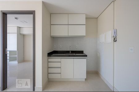 Cozinha de apartamento para alugar com 1 quarto, 30m² em Sul (águas Claras), Brasília