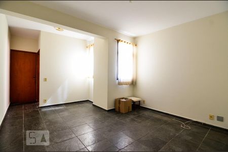 Sala de apartamento para alugar com 2 quartos, 75m² em Cambuí, Campinas