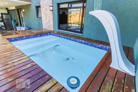 Apartamento à venda com 160m², 4 quartos e 2 vagasPiscina e Ducha - Cobertura