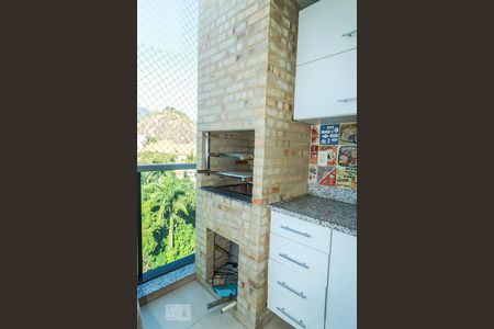 Apartamento à venda com 160m², 4 quartos e 2 vagasChurrasqueira