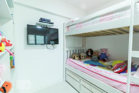 Apartamento à venda com 160m², 4 quartos e 2 vagasQuarto 2 - Suíte