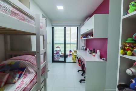 Apartamento à venda com 160m², 4 quartos e 2 vagasQuarto 2 - Suíte