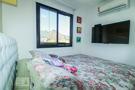 Apartamento à venda com 160m², 4 quartos e 2 vagasQuarto 1