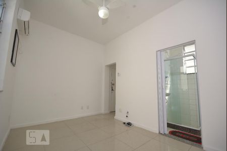 Sala/Quarto de kitnet/studio para alugar com 1 quarto, 22m² em Glória, Rio de Janeiro