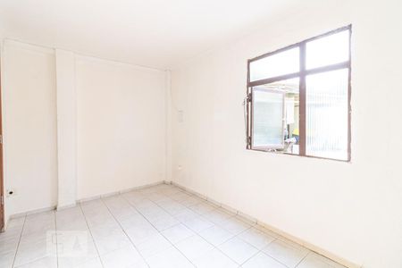 Quarto 2 de casa para alugar com 2 quartos, 54m² em Pilarzinho, Curitiba