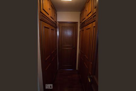 Apartamento para alugar com 120m², 3 quartos e 2 vagas Apartamento para alugar com 120m², 3 quartos e 2 vagasCloset suite