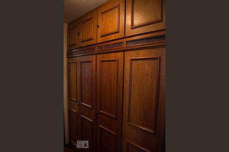 Apartamento para alugar com 120m², 3 quartos e 2 vagas Apartamento para alugar com 120m², 3 quartos e 2 vagasArmário suite