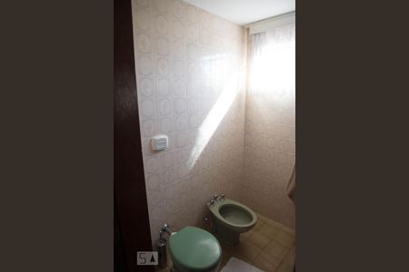 Apartamento para alugar com 120m², 3 quartos e 2 vagas Apartamento para alugar com 120m², 3 quartos e 2 vagasBanheiro suite