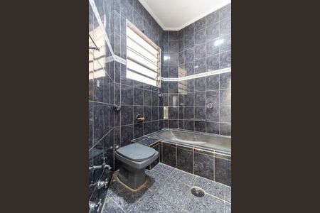 Apartamento para alugar com 72m², 2 quartos e sem vagaBanheiro