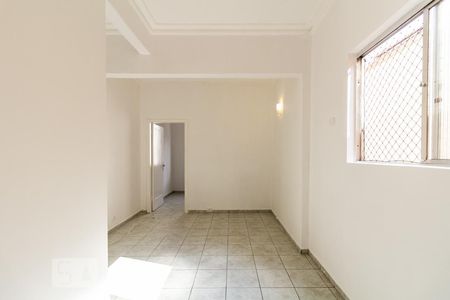 Apartamento para alugar com 72m², 2 quartos e sem vagaSala