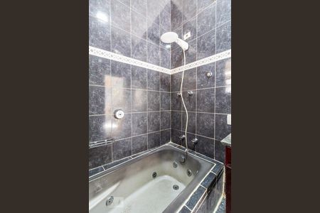 Apartamento para alugar com 72m², 2 quartos e sem vagaBanheiro