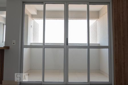 Sala de apartamento para alugar com 3 quartos, 75m² em Heliópolis, Belo Horizonte