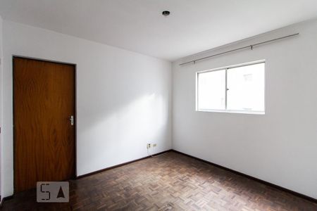 Sala de apartamento para alugar com 1 quarto, 33m² em Rebouças, Curitiba