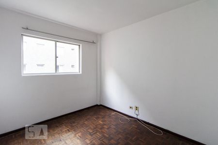 Quarto de apartamento para alugar com 1 quarto, 33m² em Rebouças, Curitiba