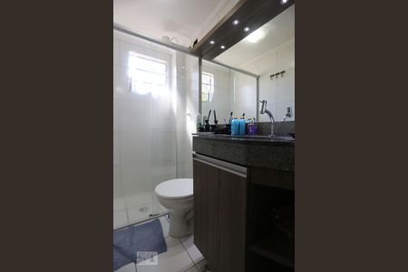 Apartamento à venda com 67m², 3 quartos e 1 vaga Apartamento à venda com 67m², 3 quartos e 1 vagaBanheiro Social