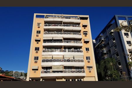 Apartamento à venda com 85m², 3 quartos e 1 vagaFachada