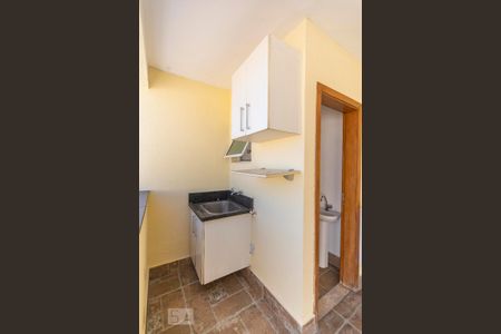 Apartamento para alugar com 100m², 2 quartos e 2 vagas Apartamento para alugar com 100m², 2 quartos e 2 vagasÁrea de Serviço