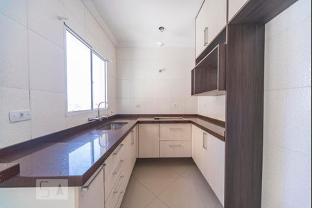 Apartamento para alugar com 100m², 2 quartos e 2 vagas Apartamento para alugar com 100m², 2 quartos e 2 vagasCozinha